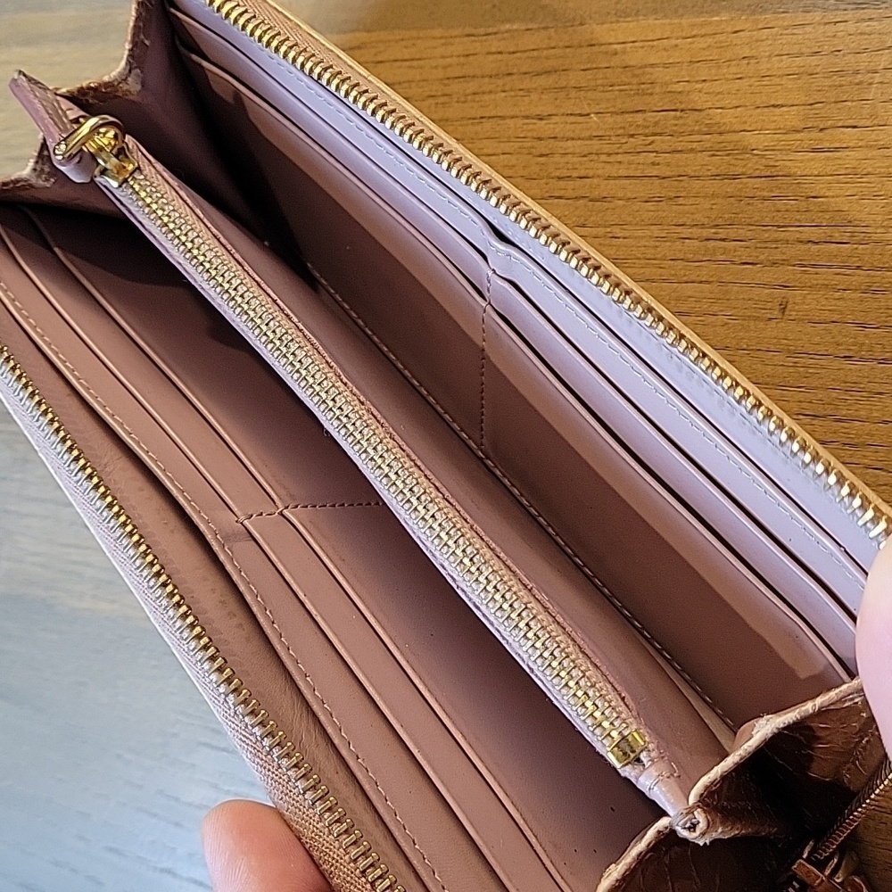Miu Miu Long khaki zipper wallet - Picture 3 of 6